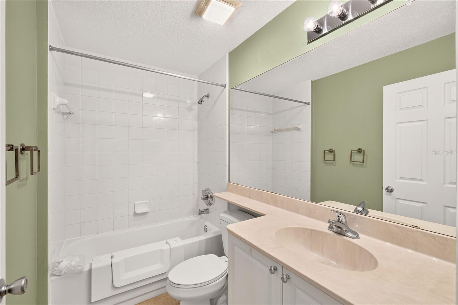 5310 Bowline Ct #1 Property Photo 26