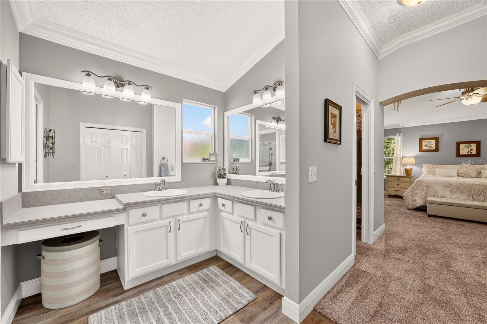 2749 Banyan Pl Property Photo 13