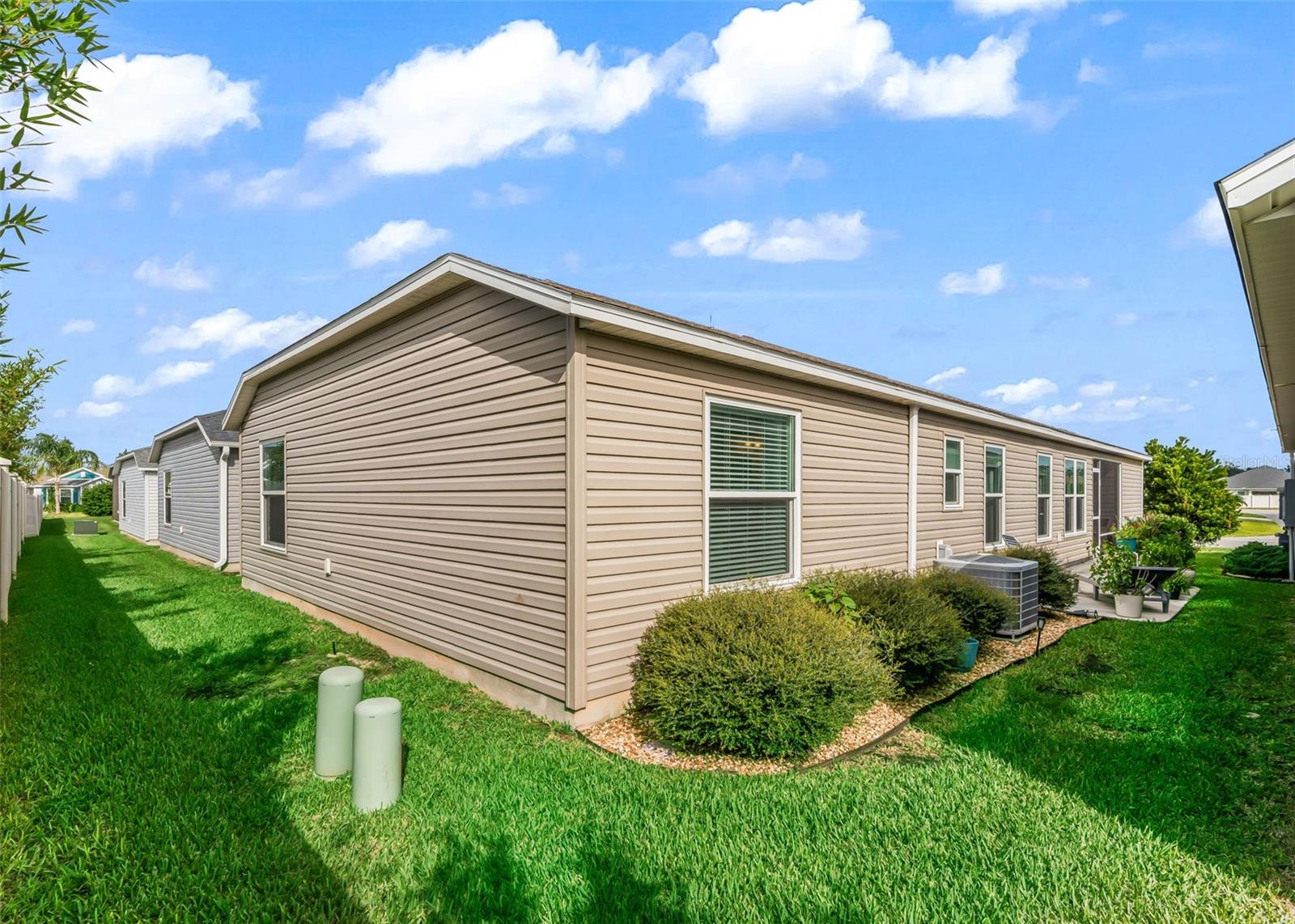 560 Kimberly St Property Photo 35