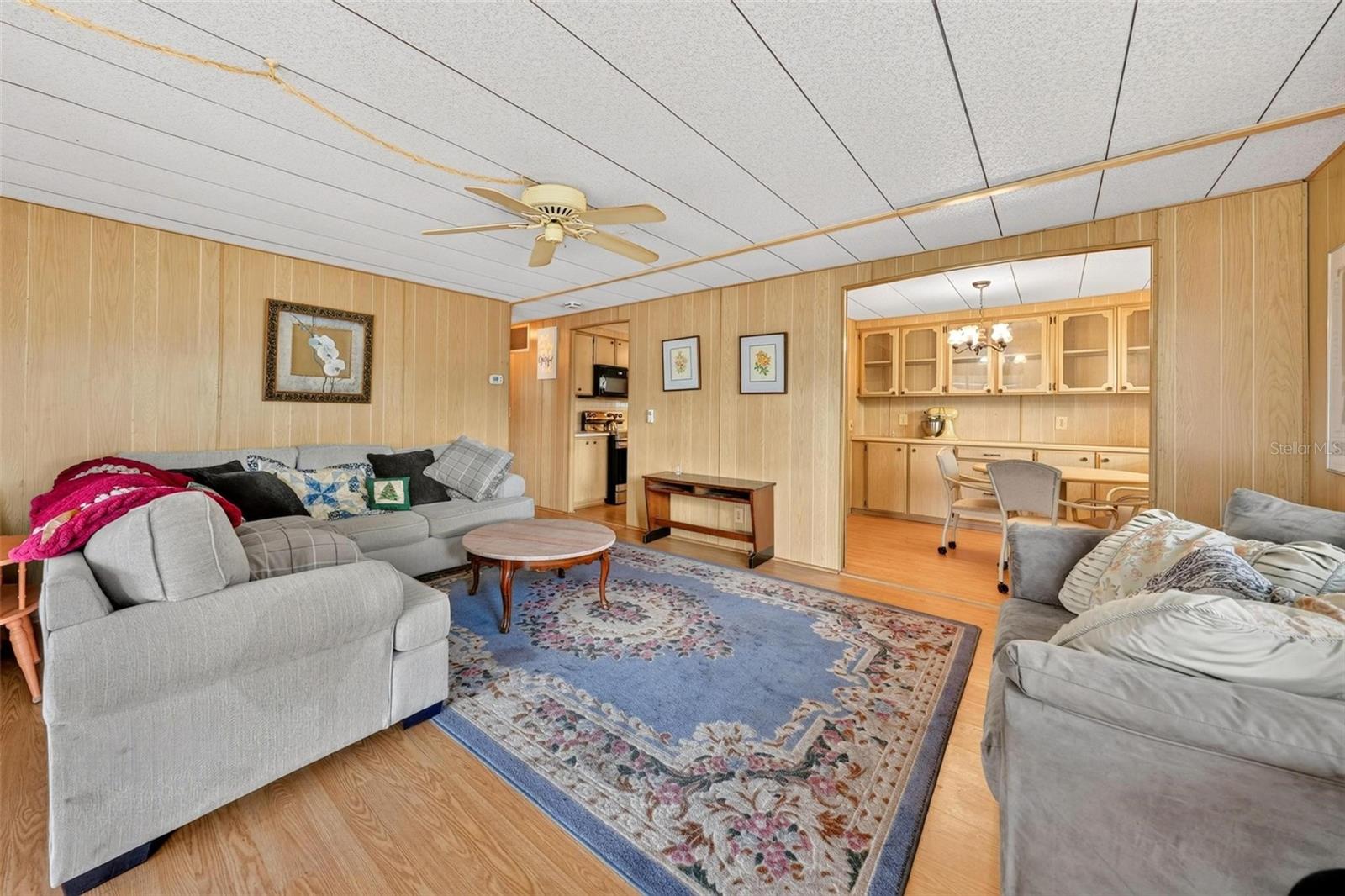162 Woodmere Dr #a Property Photo 14