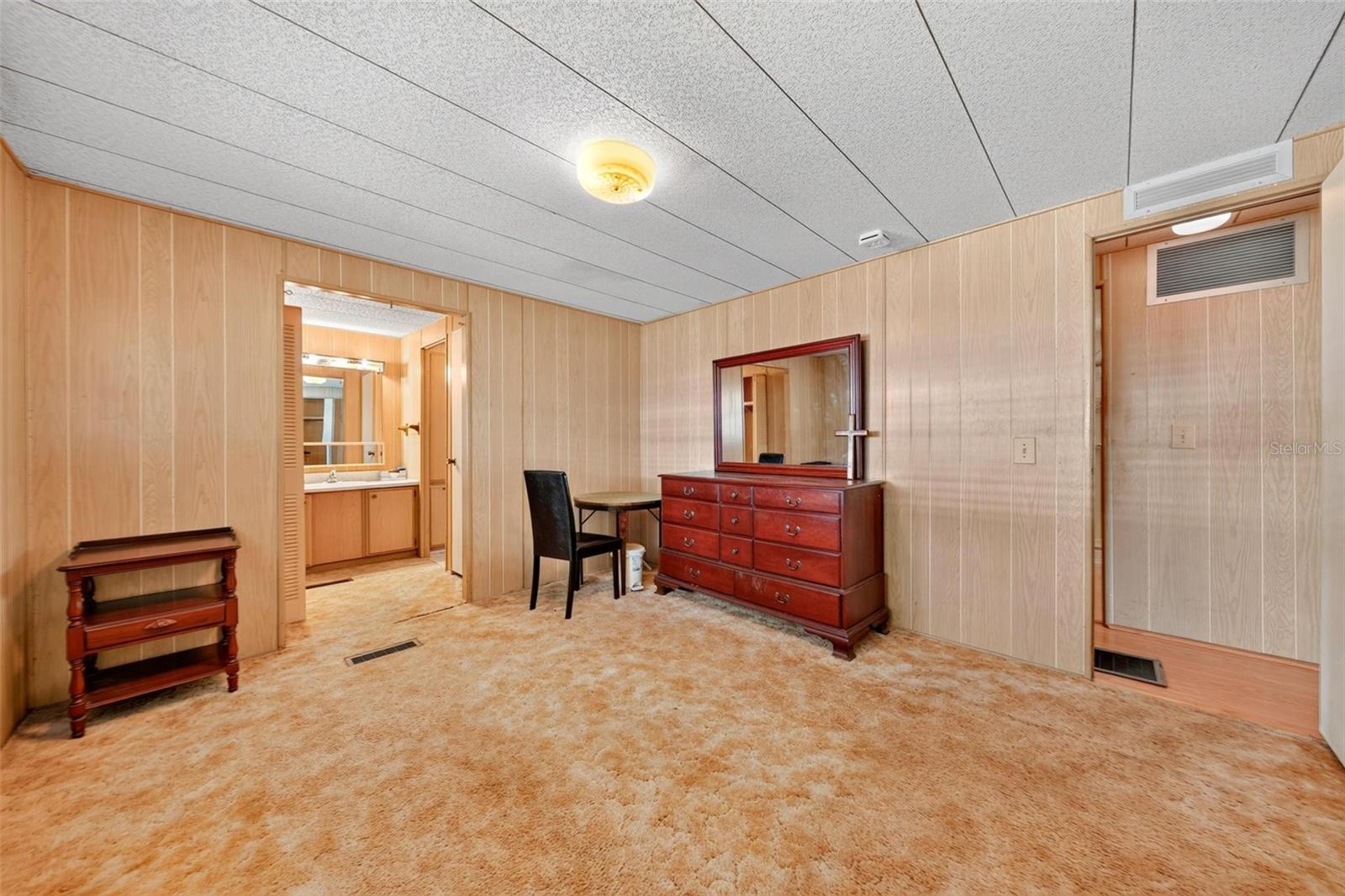 162 Woodmere Dr #a Property Photo 31