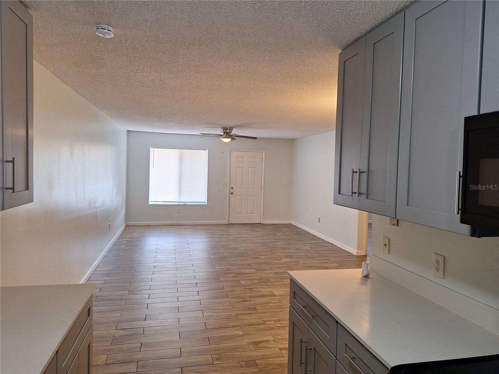 378 W Rosewood Ln #378 Property Photo 10