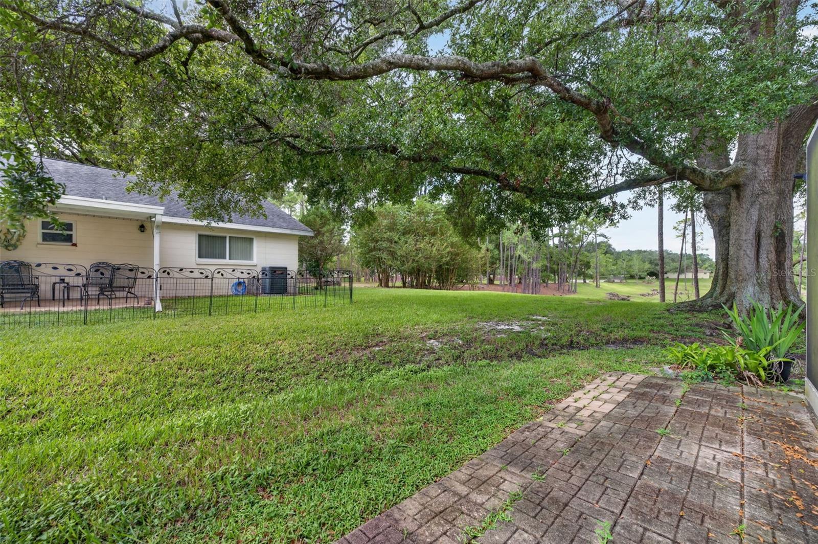 8848 Sw 96th Ln #f Property Photo 35