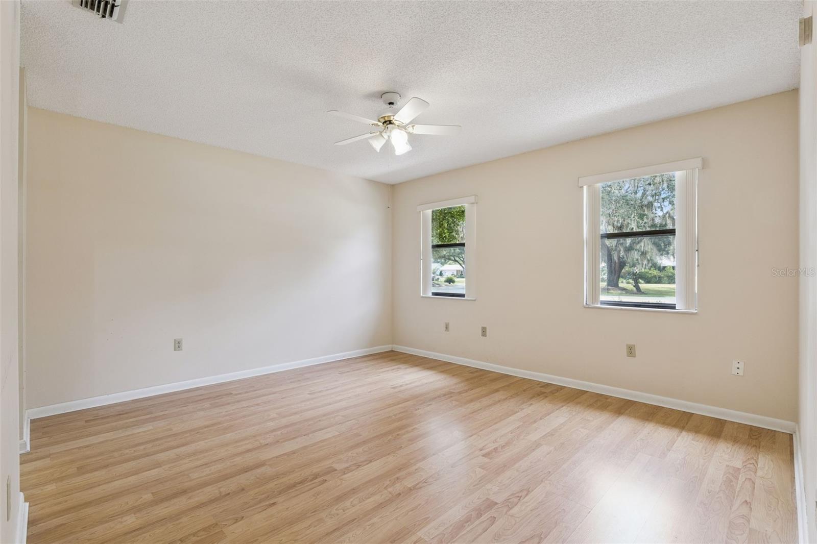 37 Gordon Ct Property Photo 11