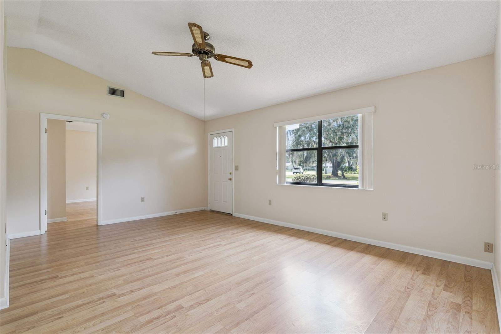 37 Gordon Ct Property Photo 18