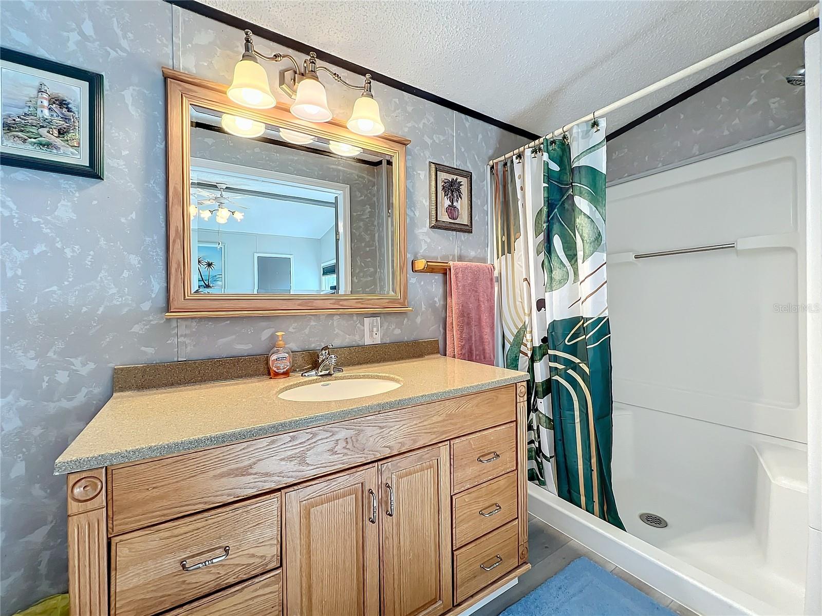13426 Palm Dr Property Photo 22