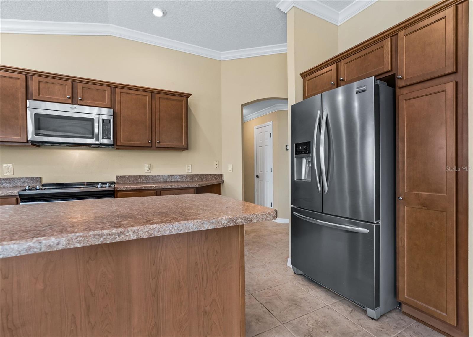 3477 Melbourne Ln Property Photo 8