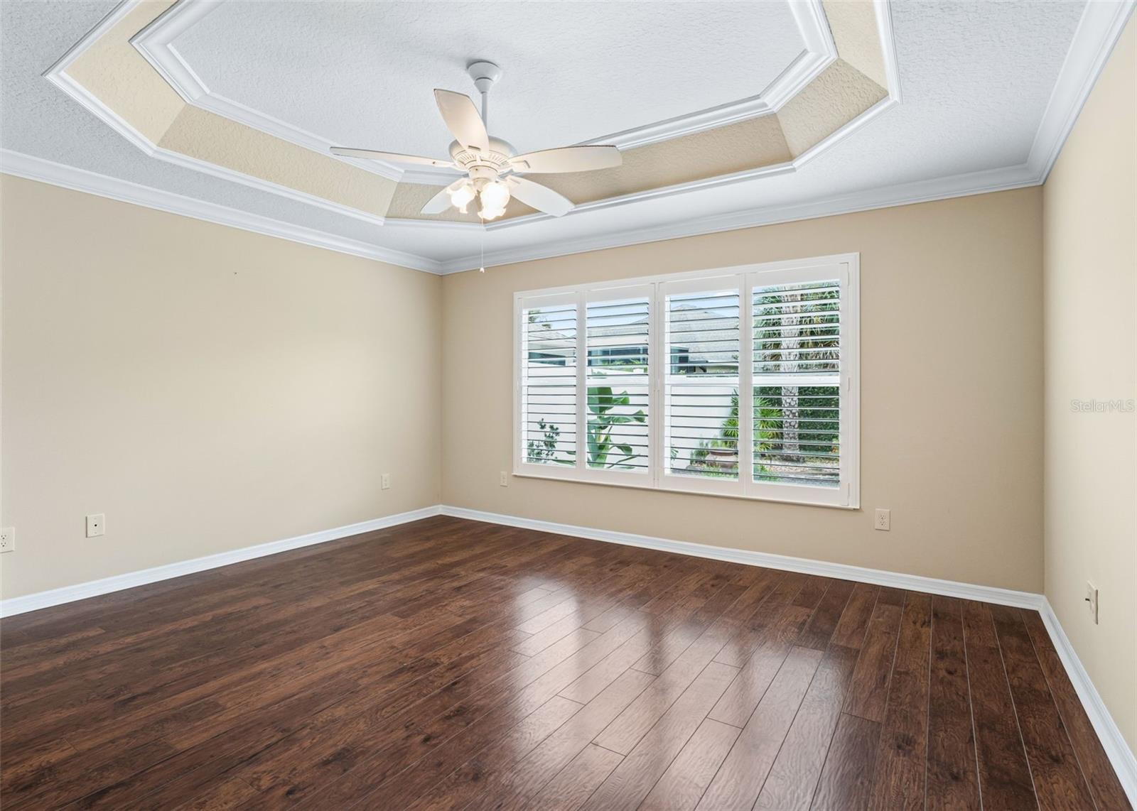 3477 Melbourne Ln Property Photo 9