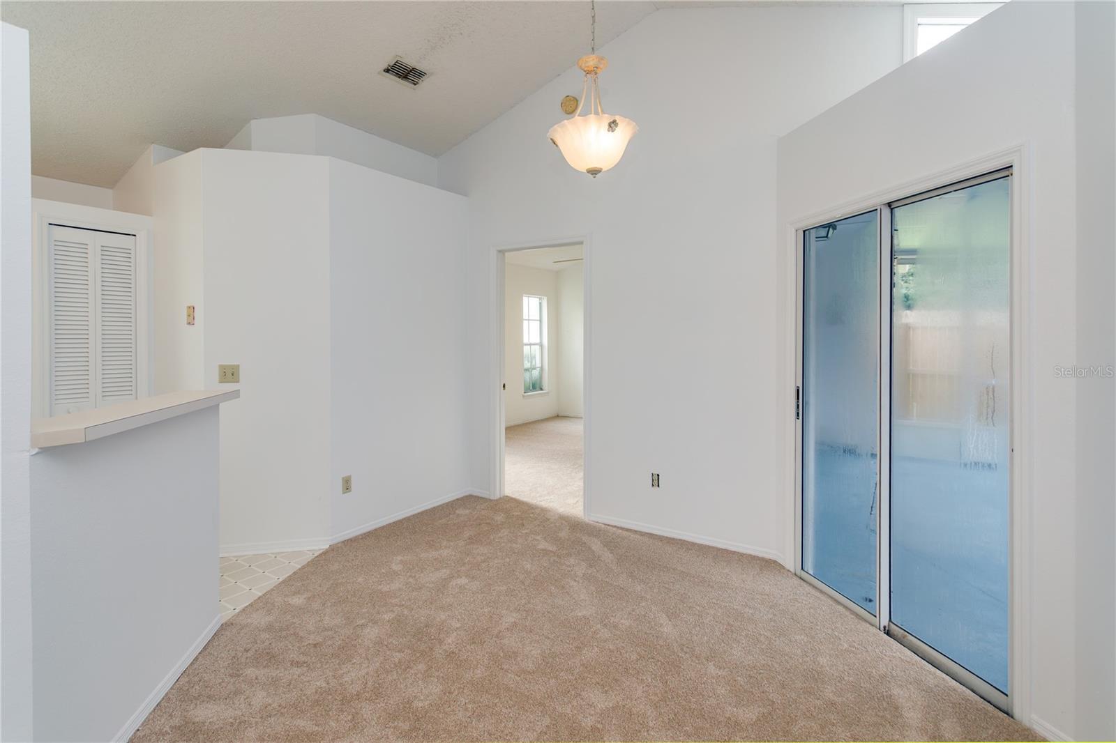 736 Olympic Cir #b1 Property Photo 7
