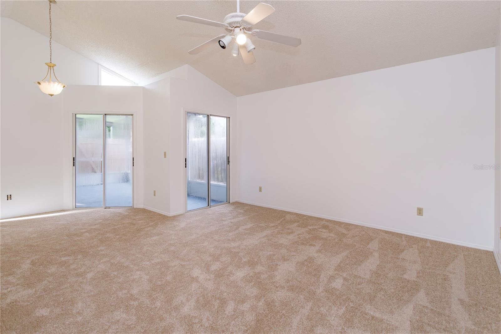 736 Olympic Cir #b1 Property Photo 9