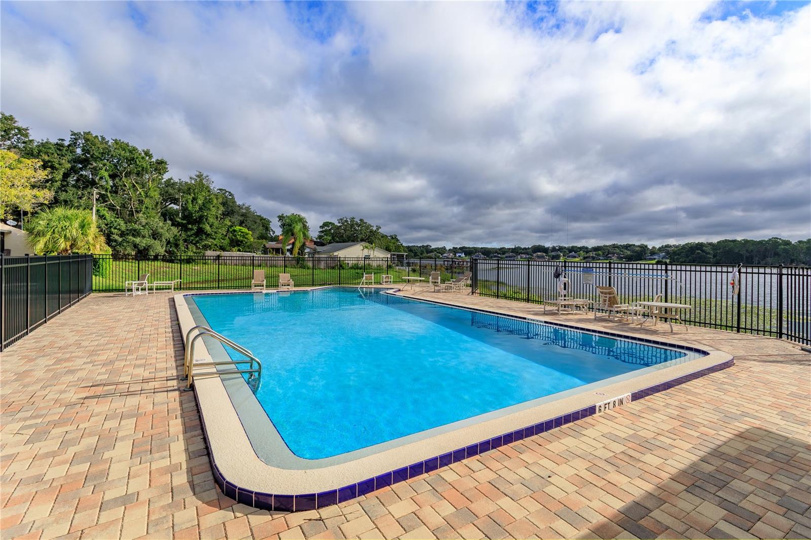 736 Olympic Cir #b1 Property Photo 25