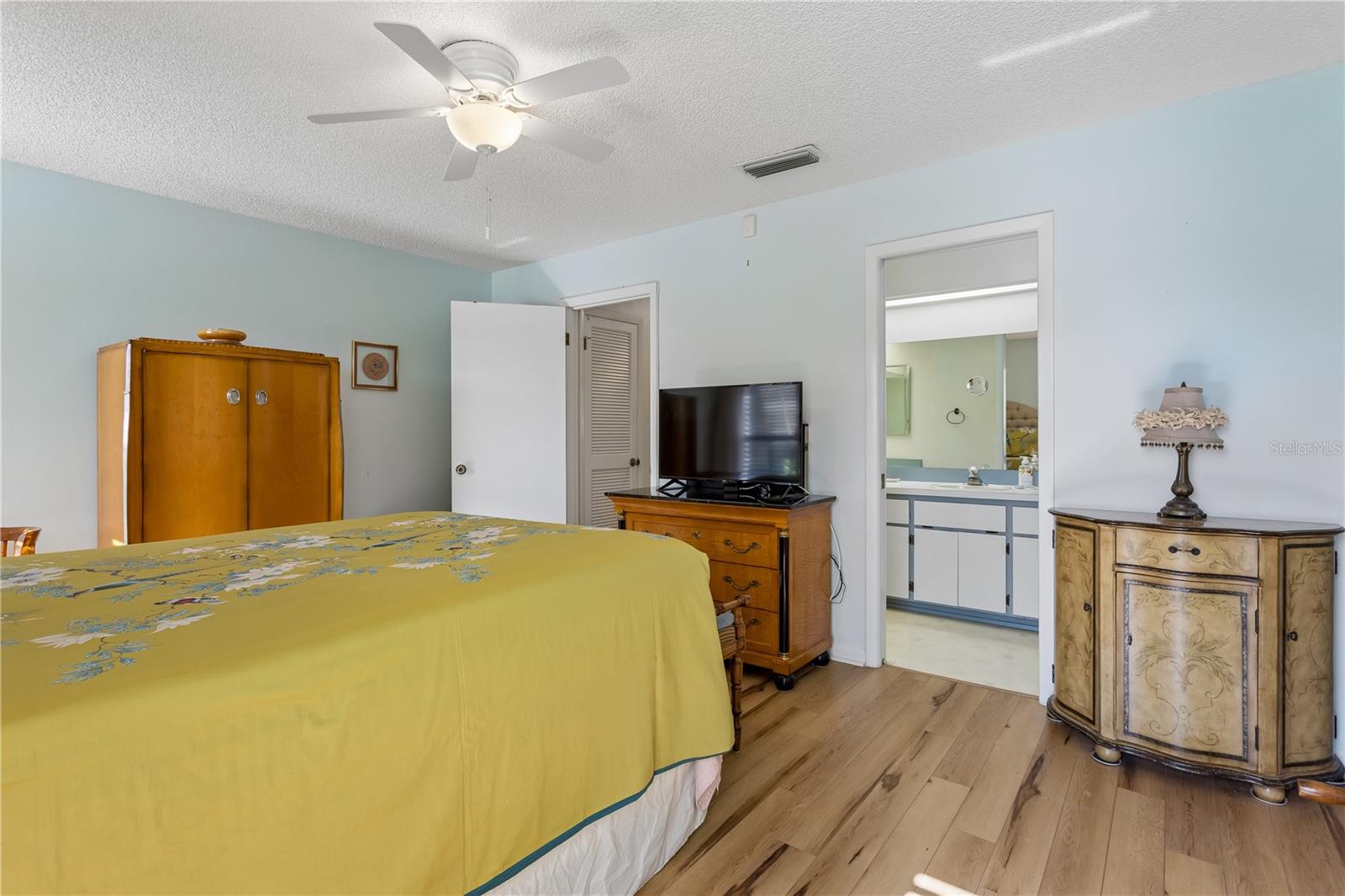 803 Dundee Cir #803 Property Photo 17