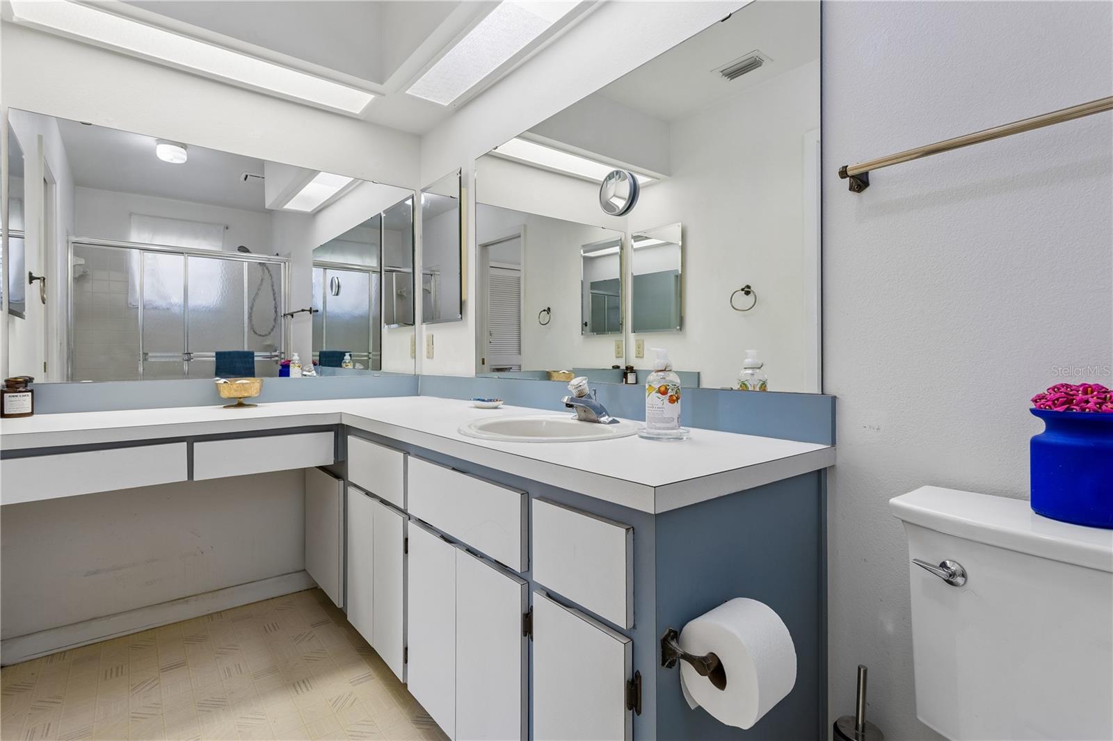 803 Dundee Cir #803 Property Photo 18
