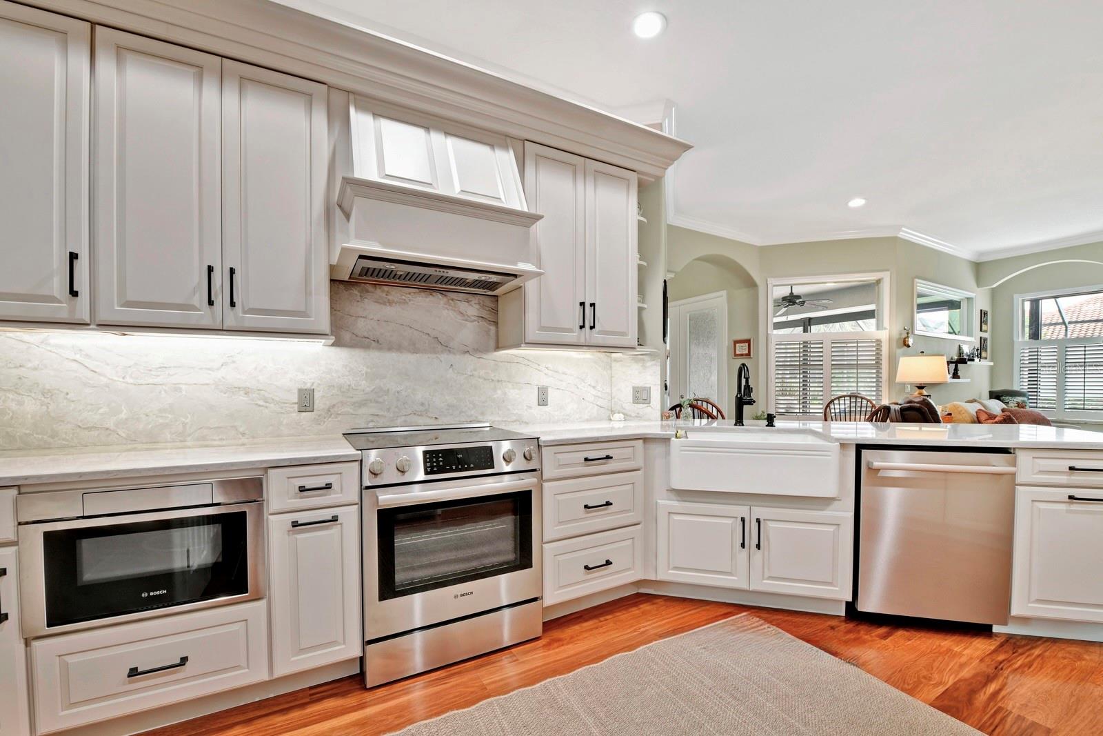 2031 Capri Ln Property Photo 11
