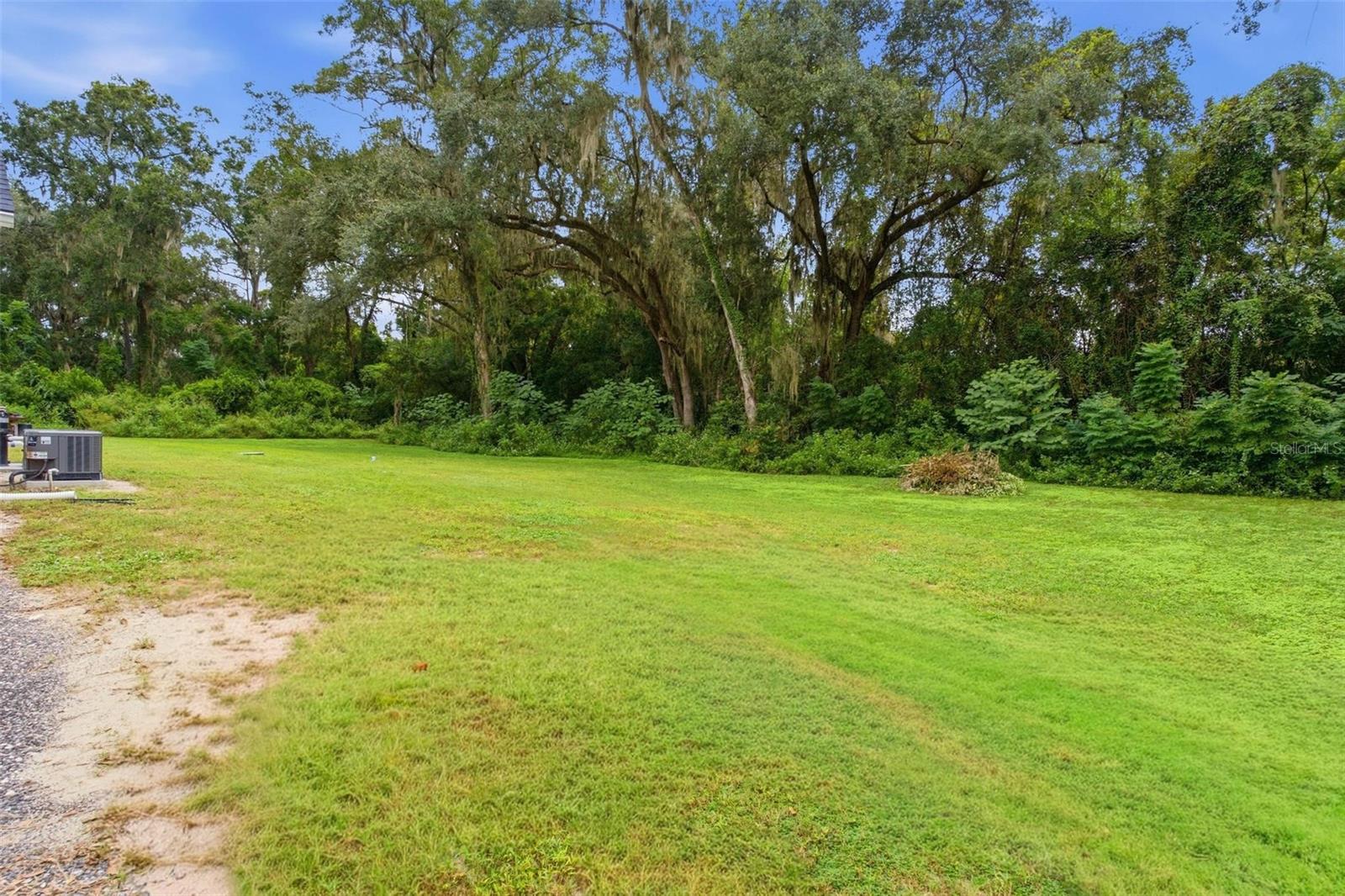 879 County Road 539 Property Photo 51