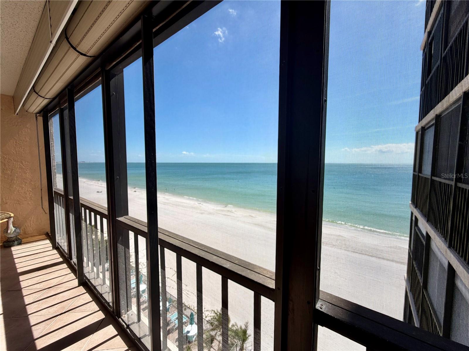15462 Gulf Blvd #604 Property Photo 10