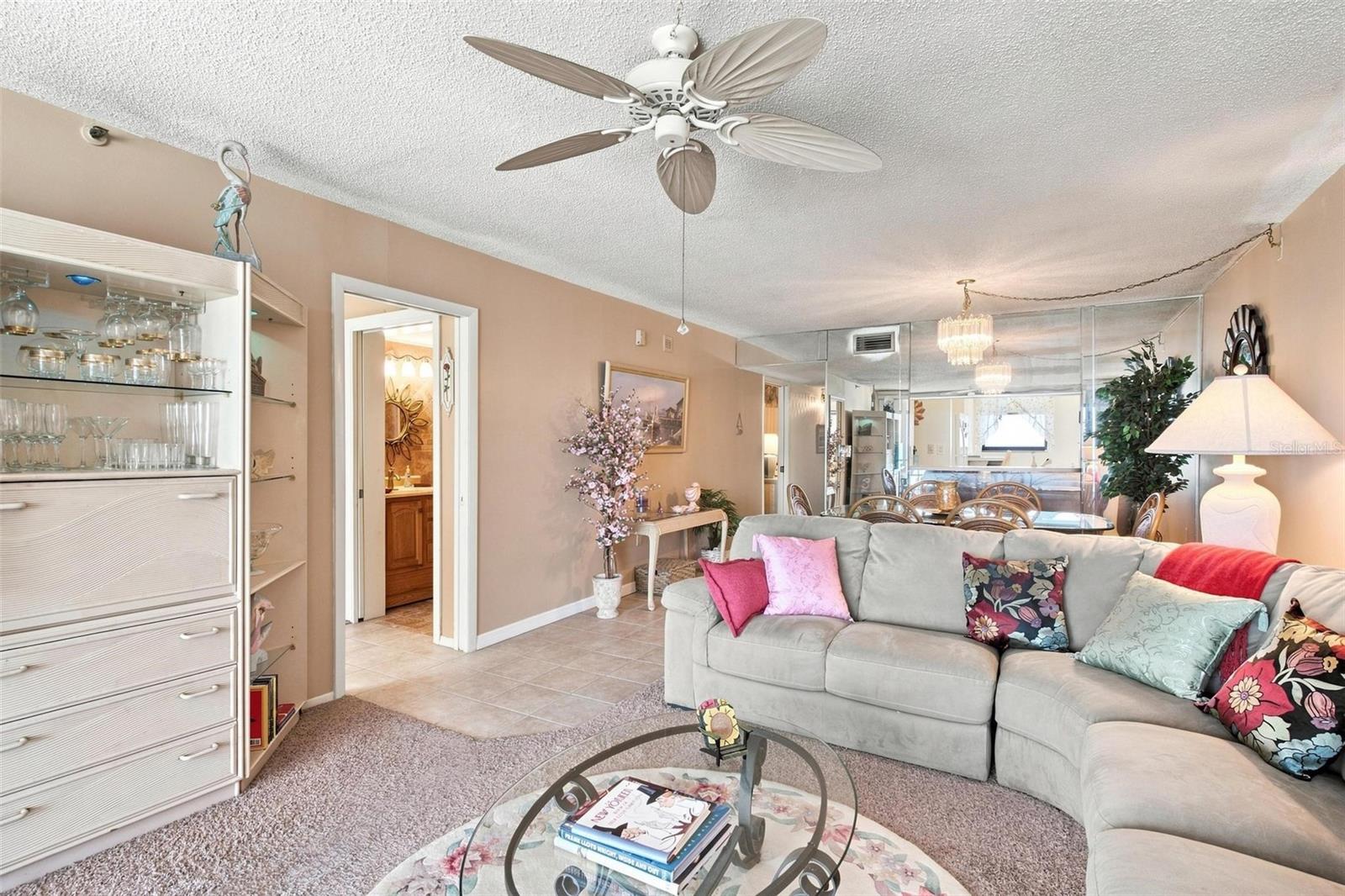 15462 Gulf Blvd #604 Property Photo 12