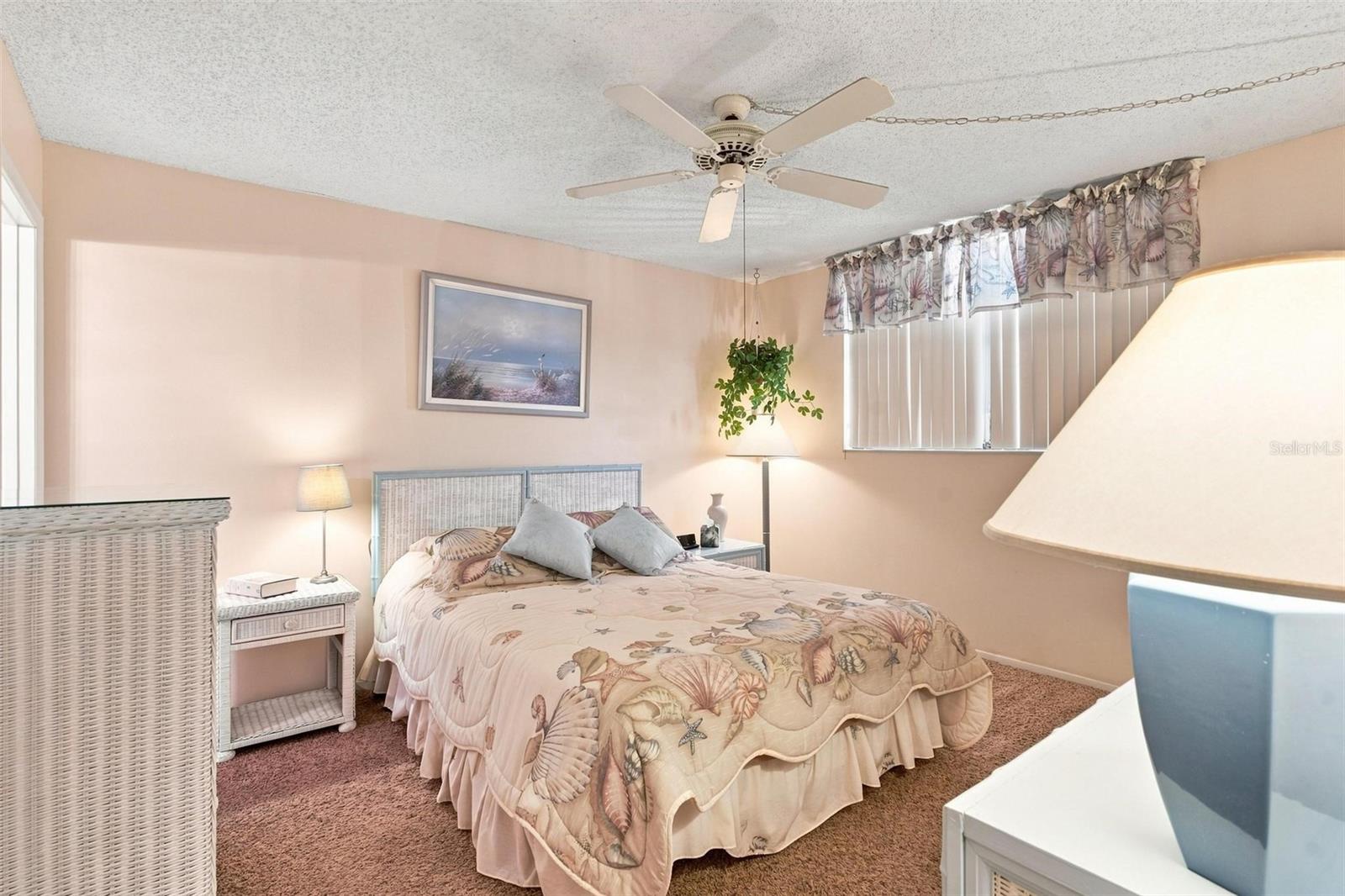 15462 Gulf Blvd #604 Property Photo 21