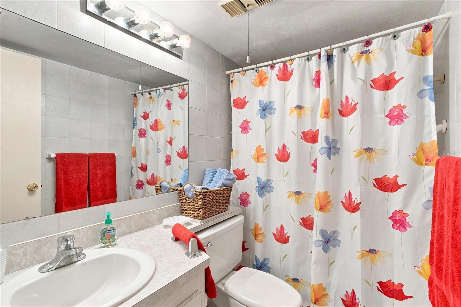 15462 Gulf Blvd #604 Property Photo 23