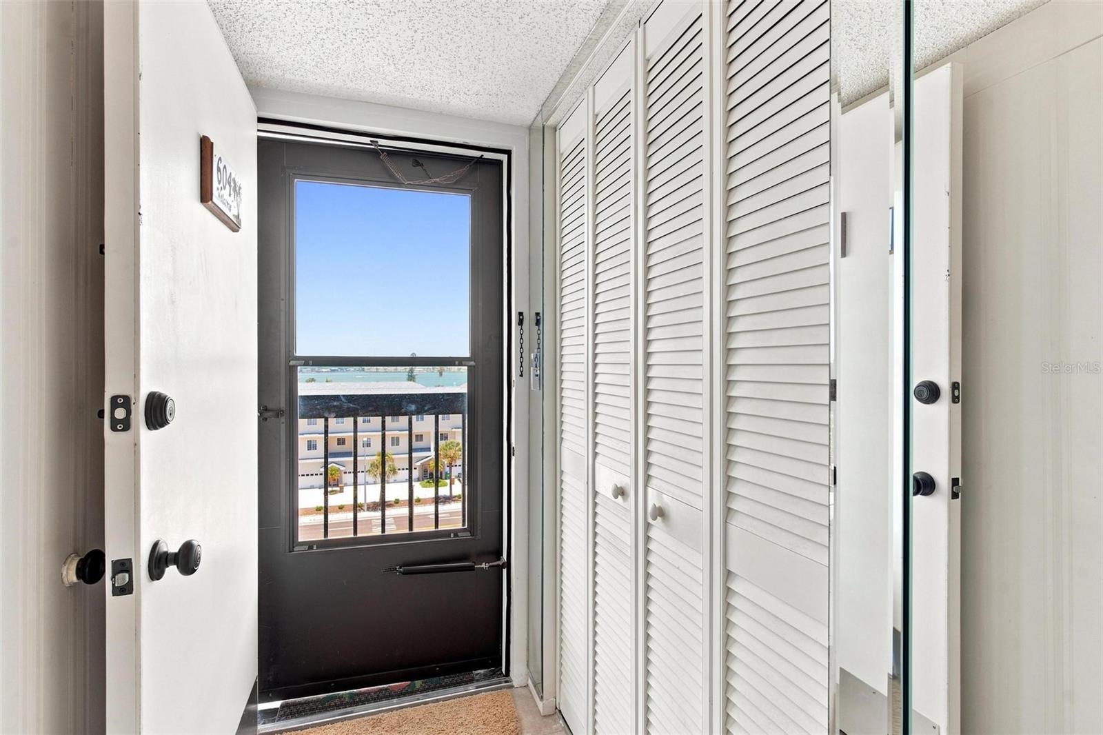 15462 Gulf Blvd #604 Property Photo 29