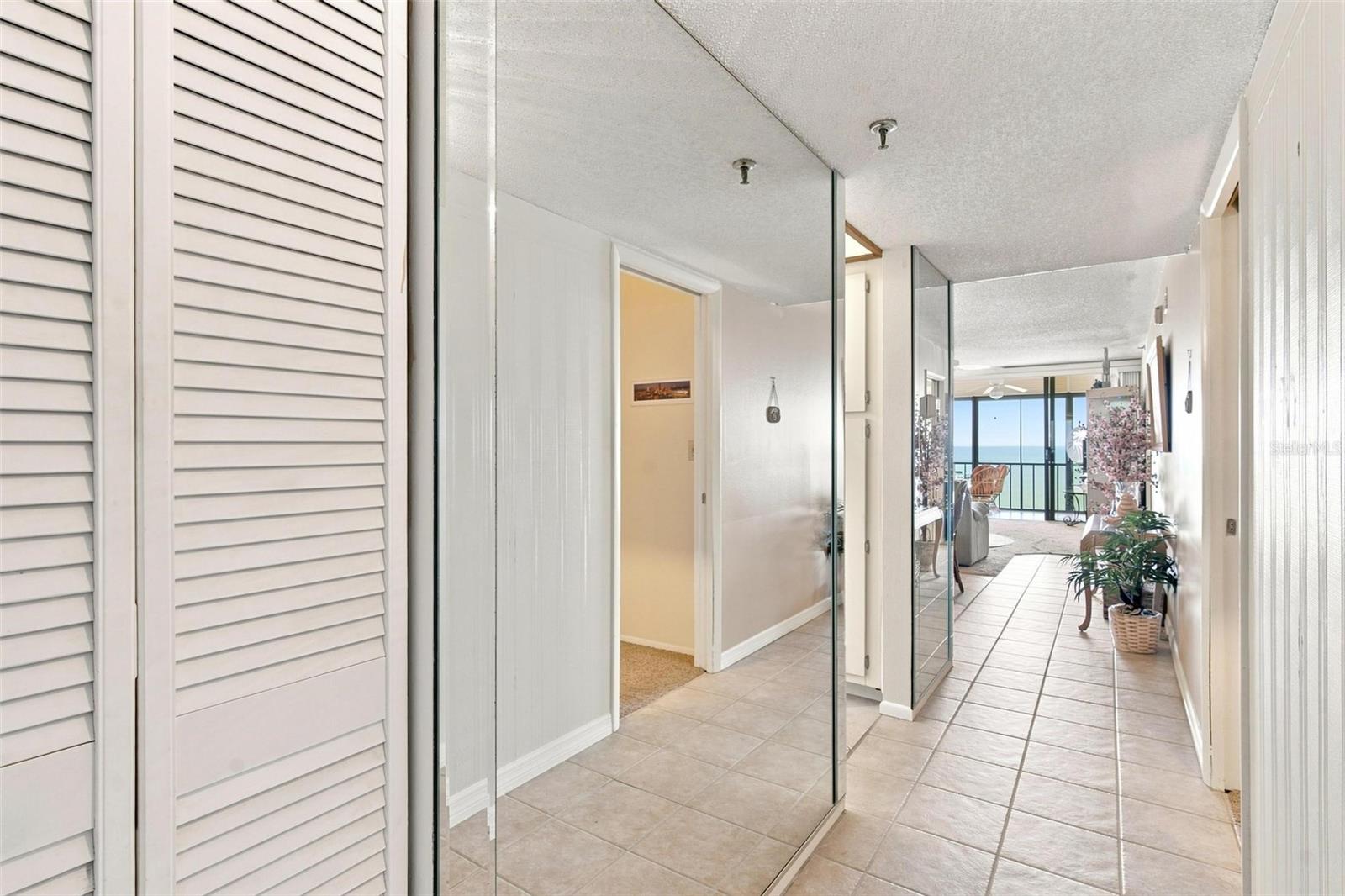 15462 Gulf Blvd #604 Property Photo 32