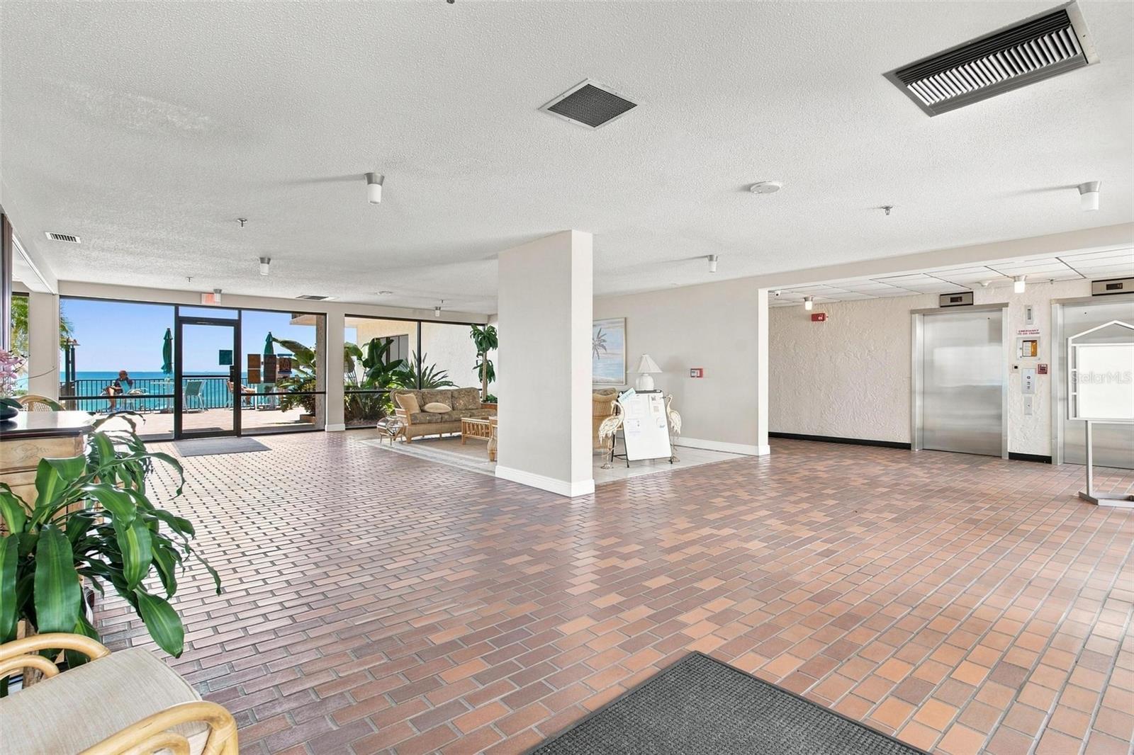 15462 Gulf Blvd #604 Property Photo 35