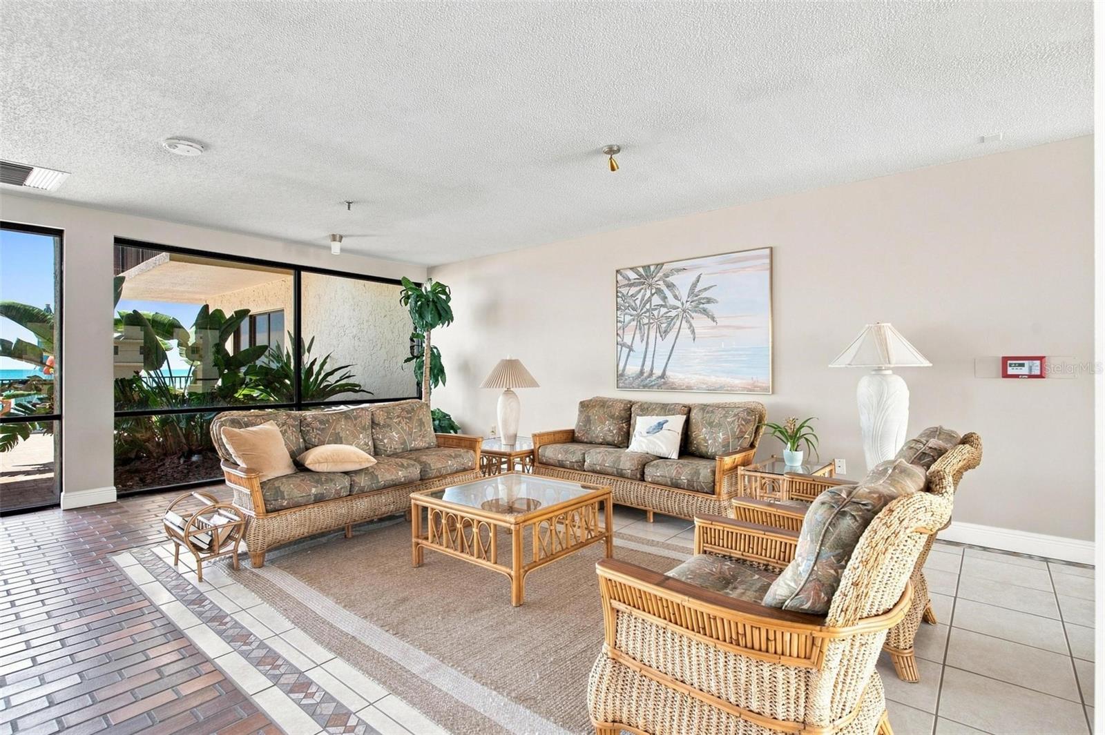 15462 Gulf Blvd #604 Property Photo 37