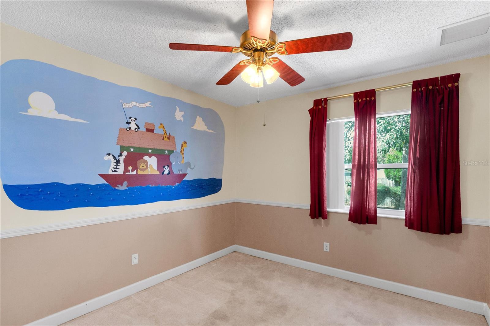 611 Sherwood Oaks Cir Property Photo 14
