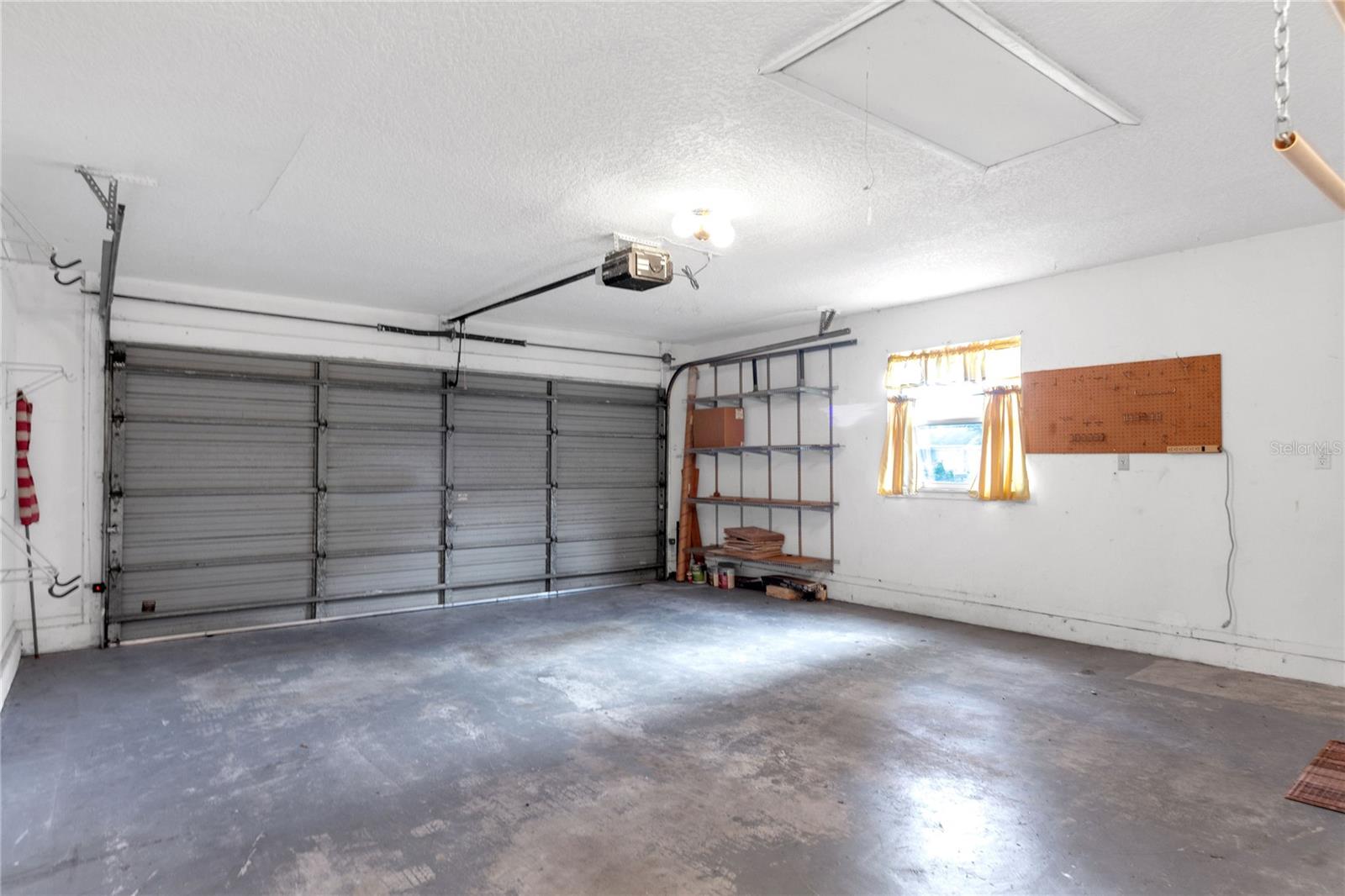 611 Sherwood Oaks Cir Property Photo 19