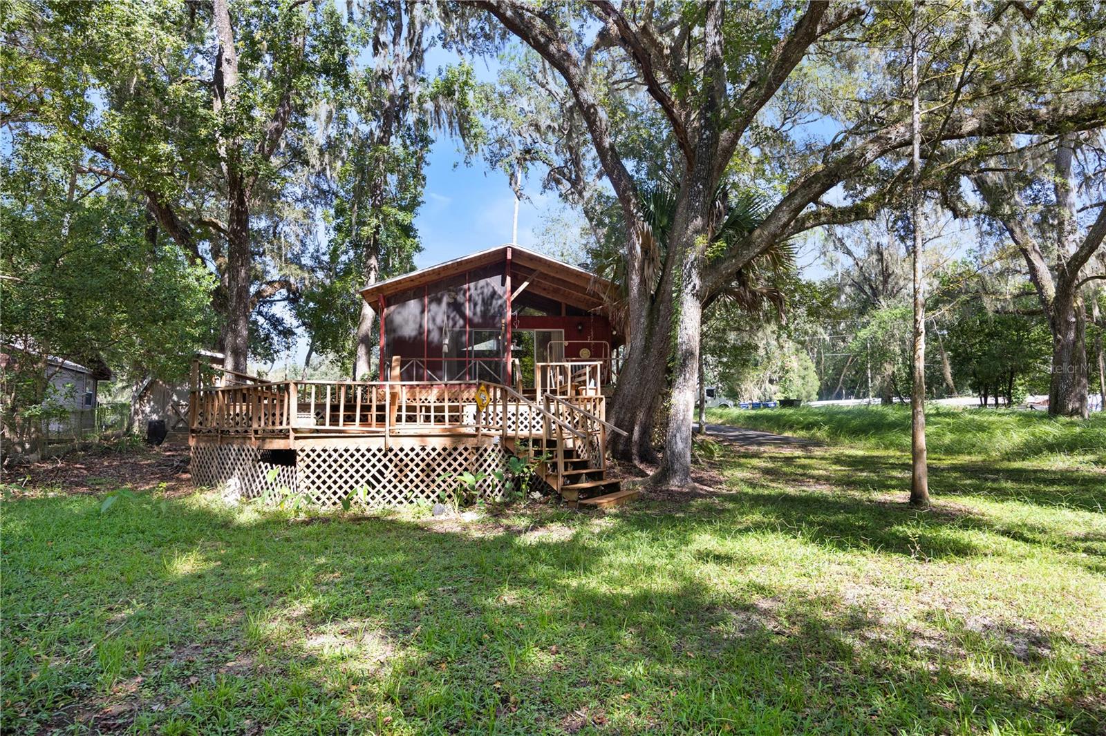 8370 Cr 647 Property Photo 32