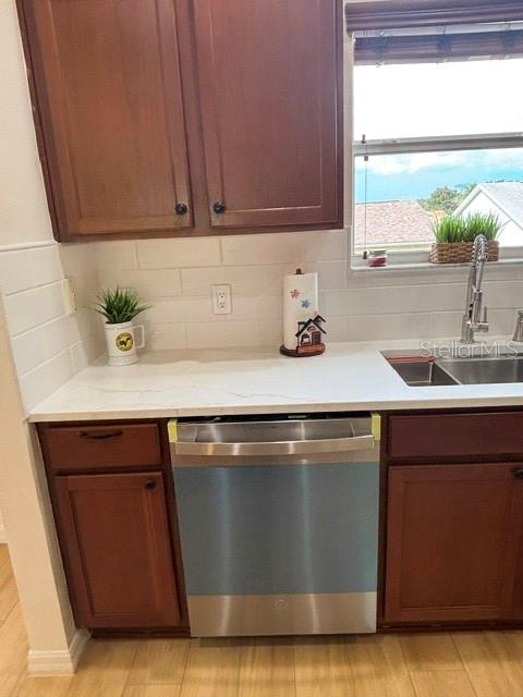 287 Mercer Way Property Photo 5
