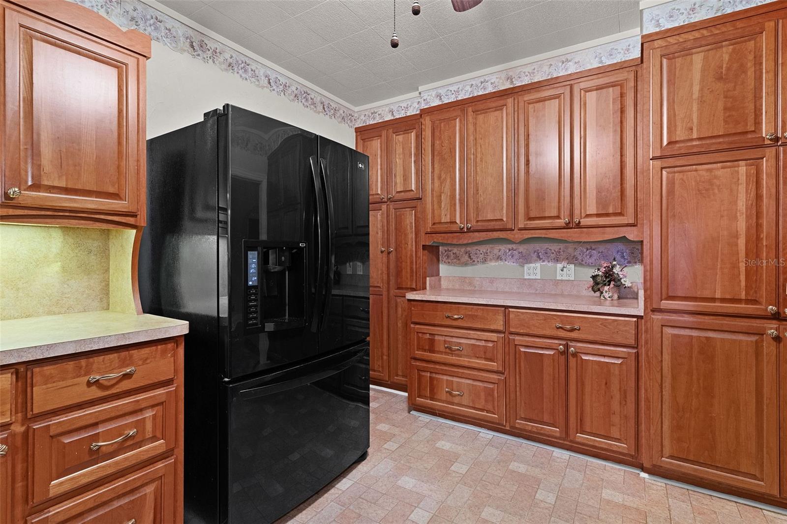 1024 E Orange Ave Property Photo 11