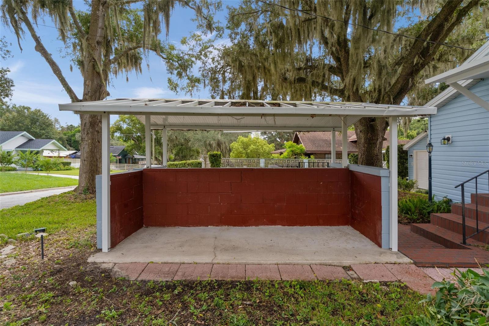 1024 E Orange Ave Property Photo 36