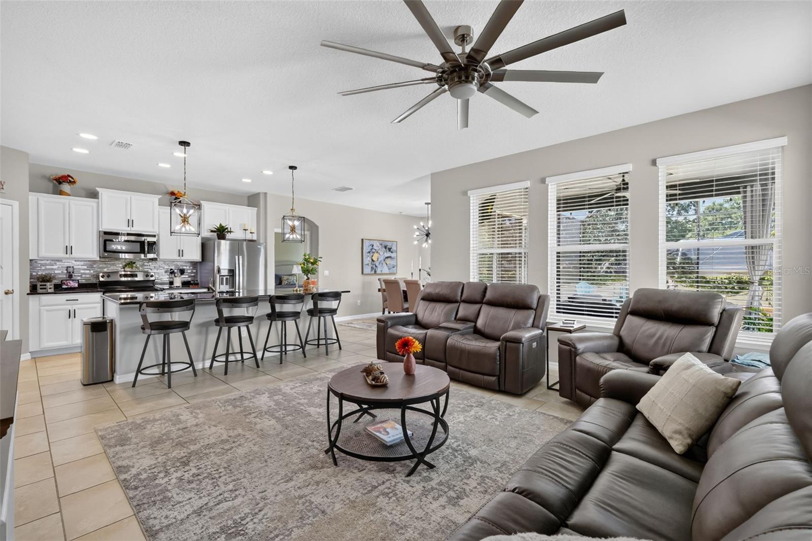 4036 Brookshire Cir Property Photo 13