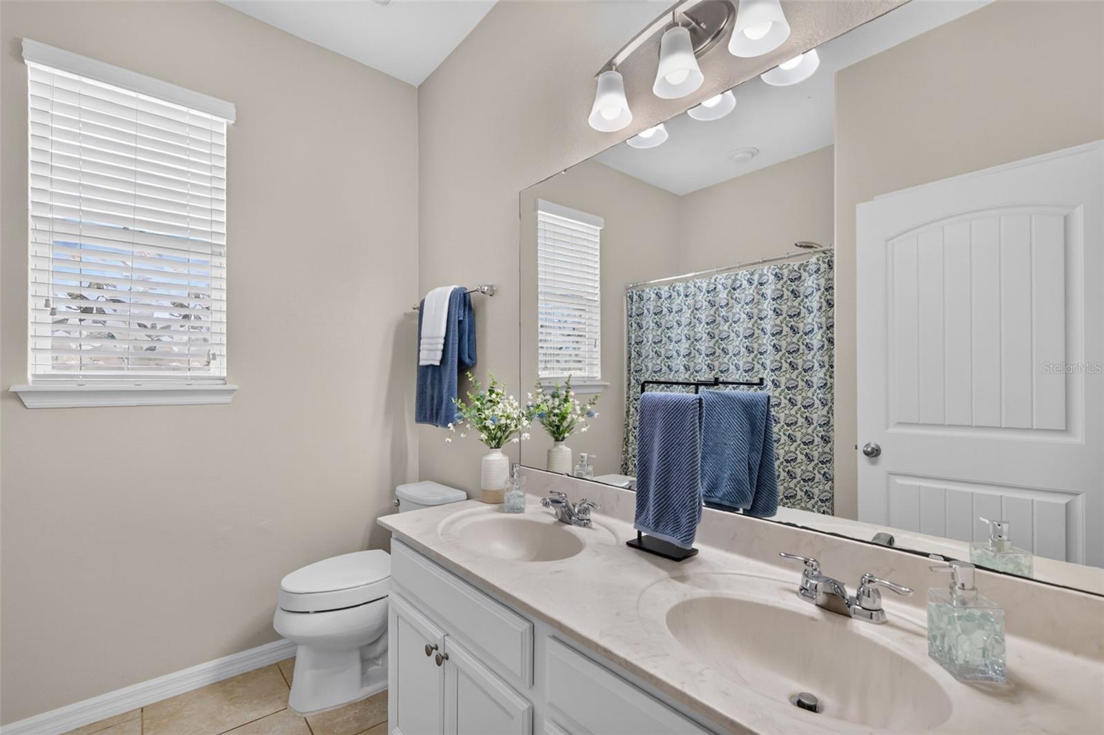 4036 Brookshire Cir Property Photo 26