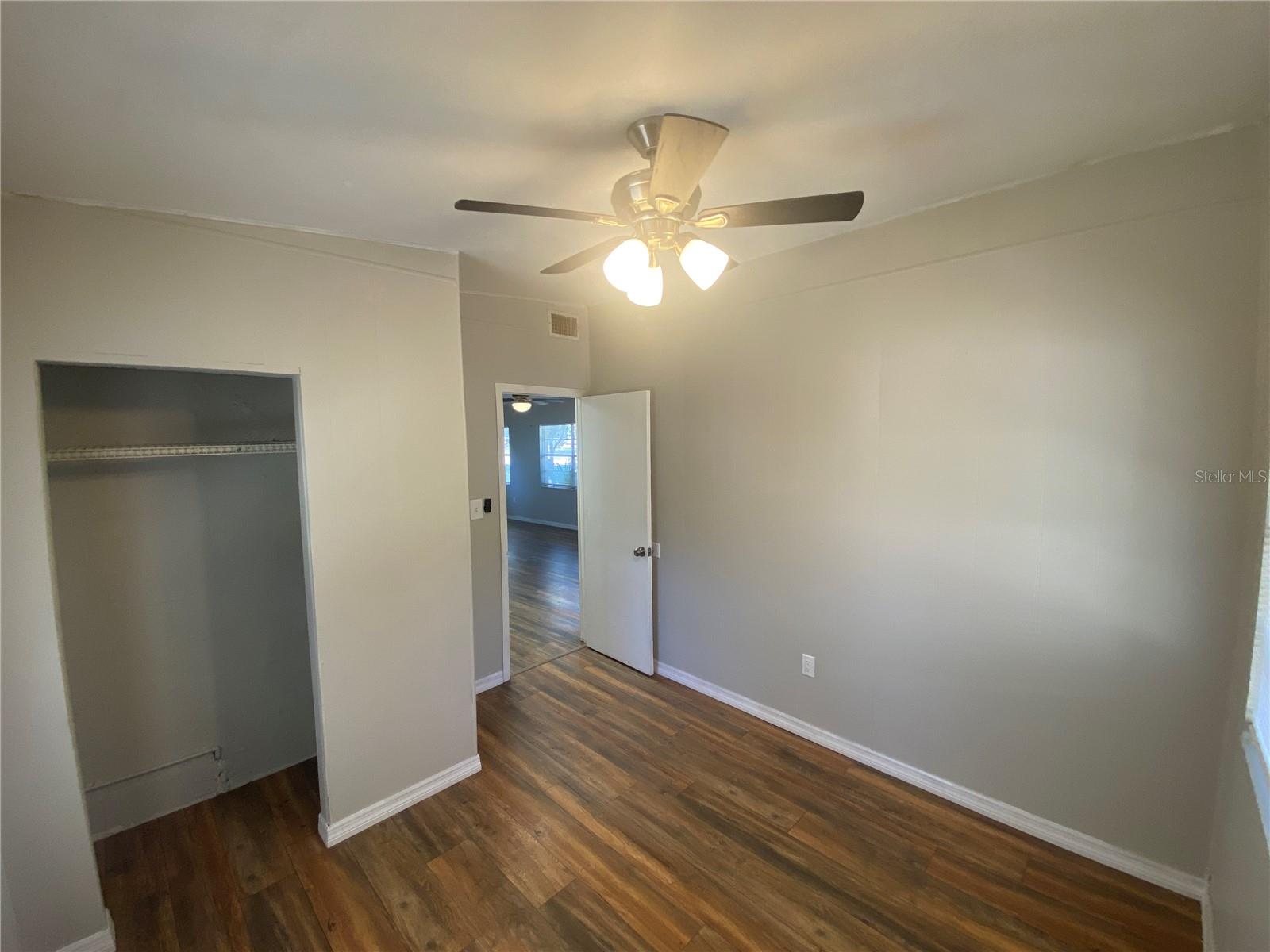 615 Danvers St Property Photo 10
