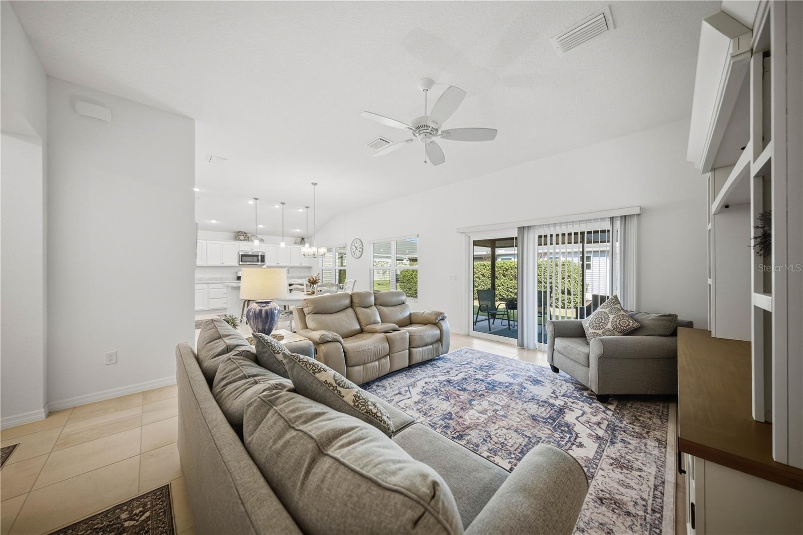 2505 Drew Cir Property Photo 8