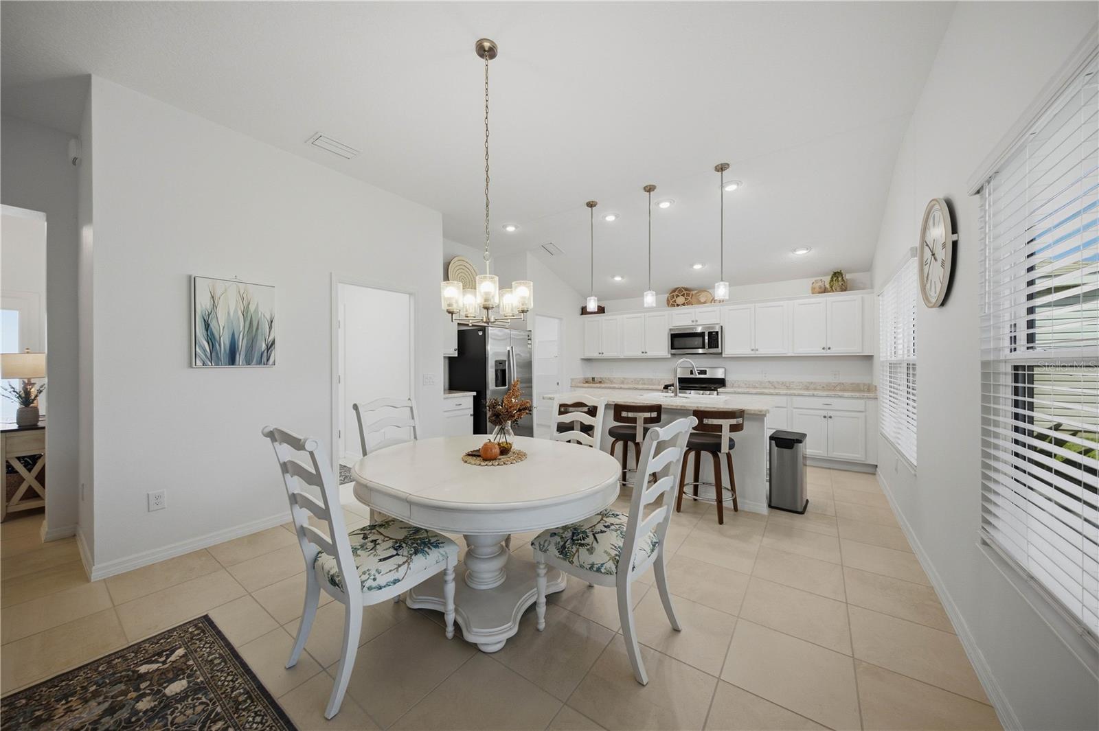 2505 Drew Cir Property Photo 9