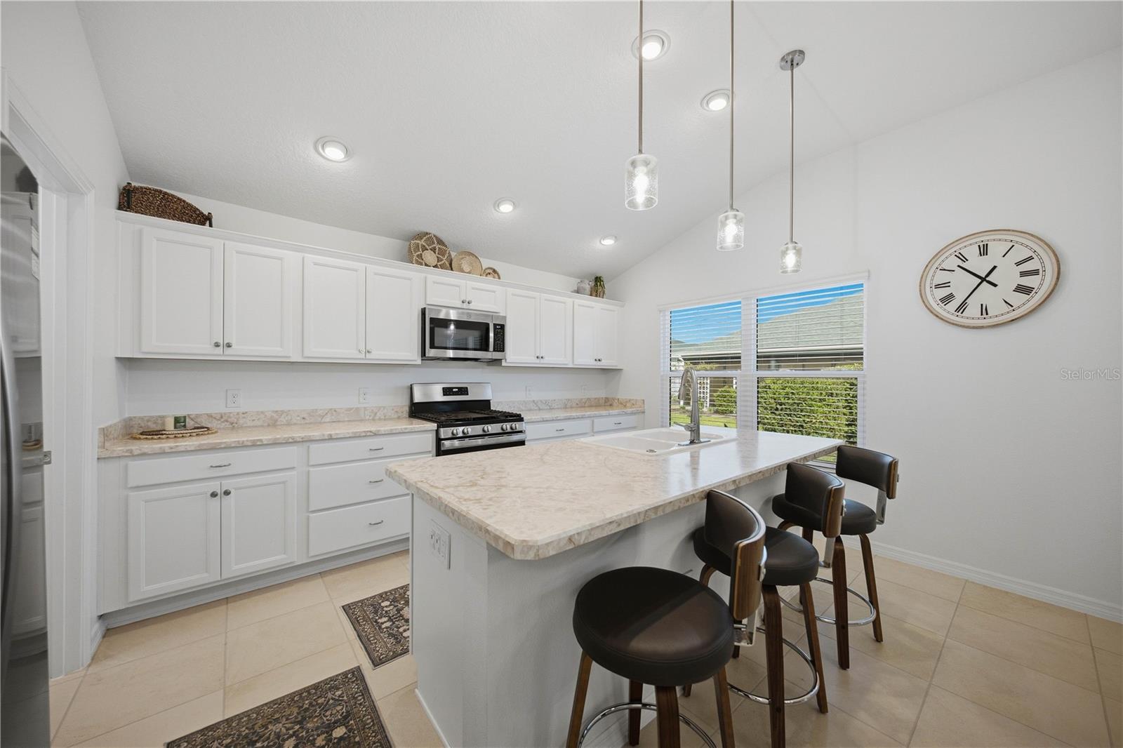 2505 Drew Cir Property Photo 11