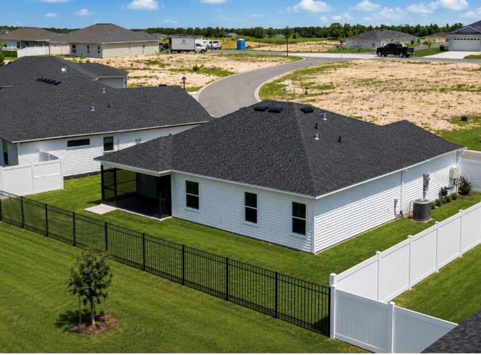 2440 Bowling Ter Property Photo 2