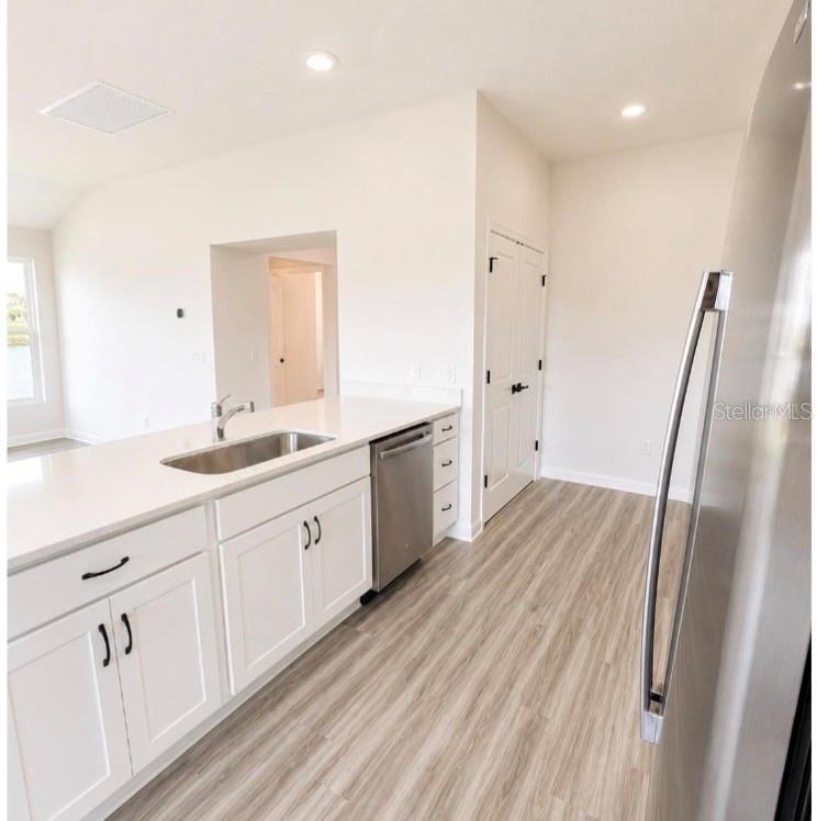 2440 Bowling Ter Property Photo 7