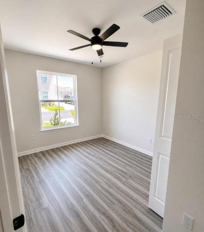 2440 Bowling Ter Property Photo 12