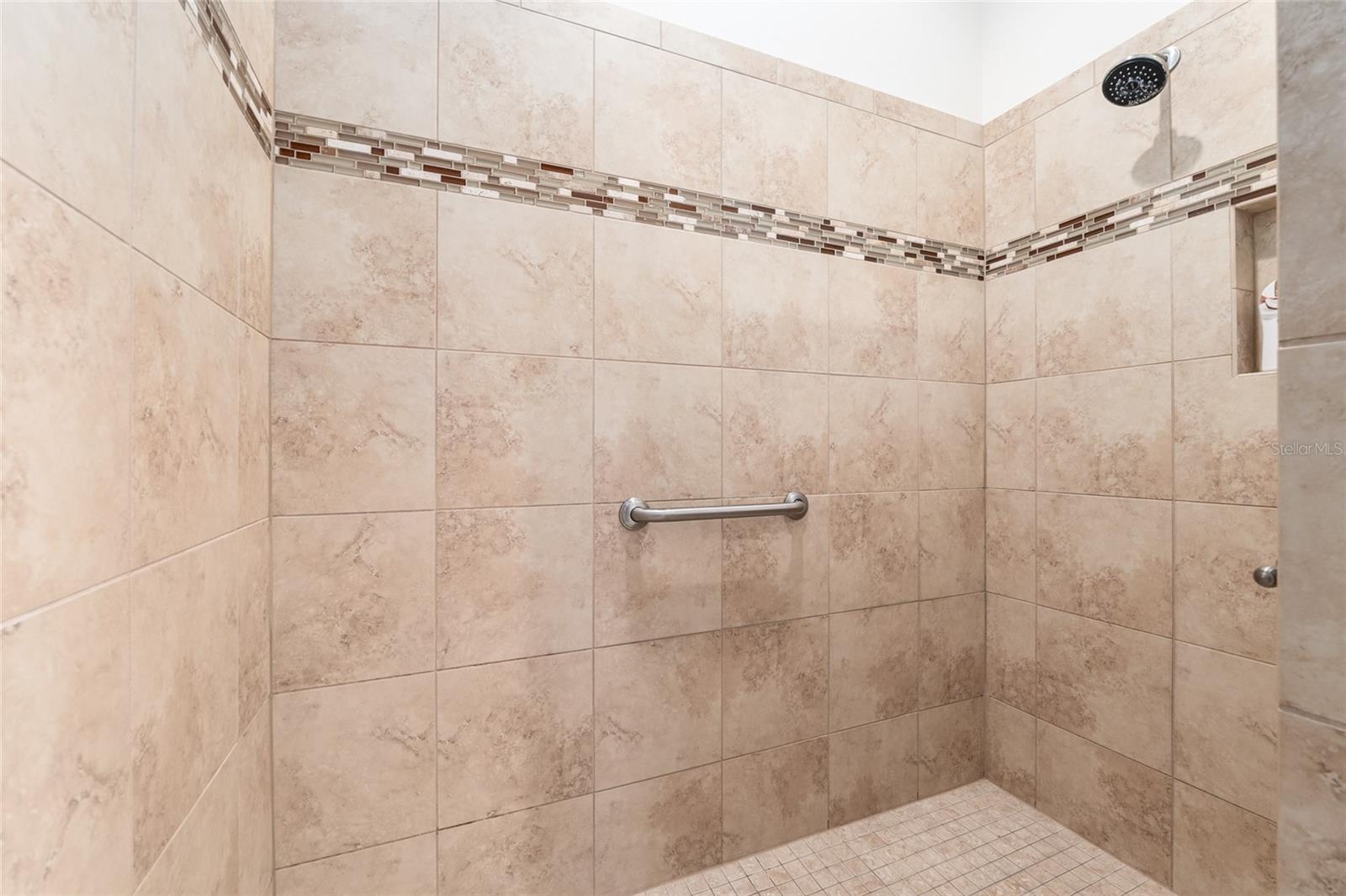 825 Ulelah St Property Photo 42