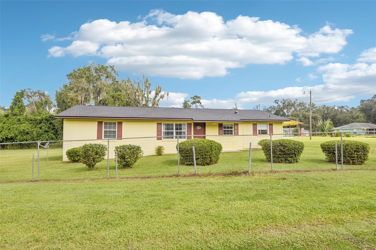 8560 Cr 638 Property Photo 6