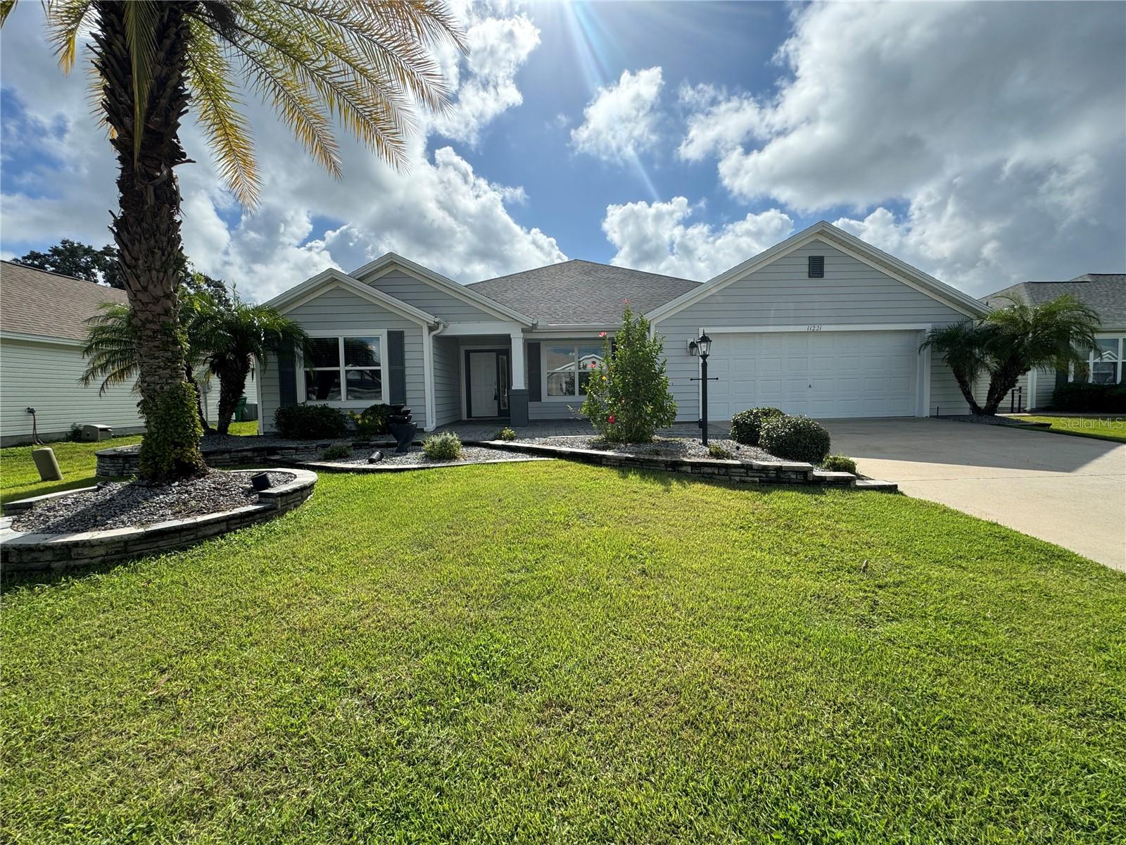 11221 Hess Way Property Photo 1