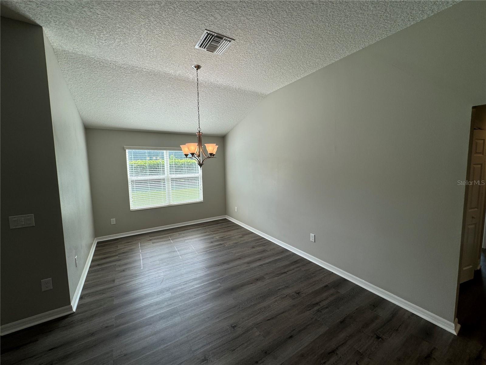 11221 Hess Way Property Photo 12