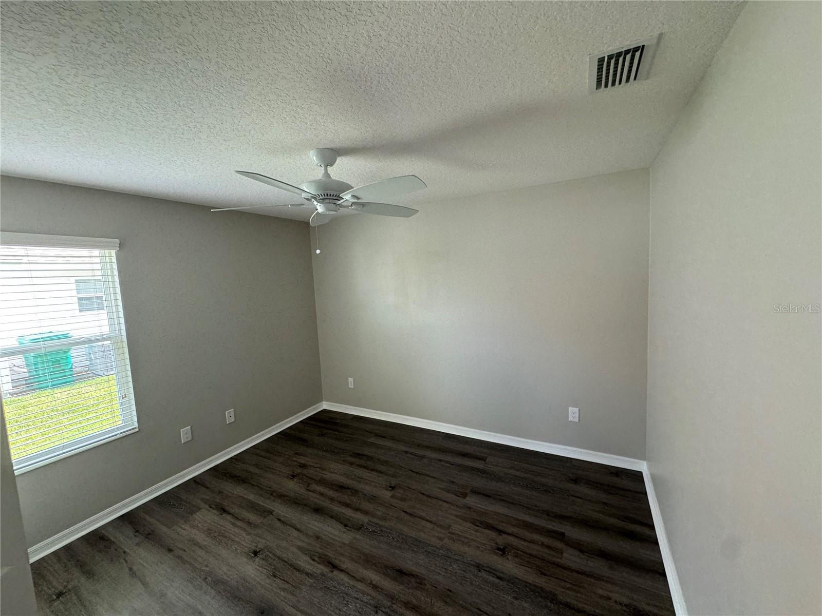 11221 Hess Way Property Photo 18