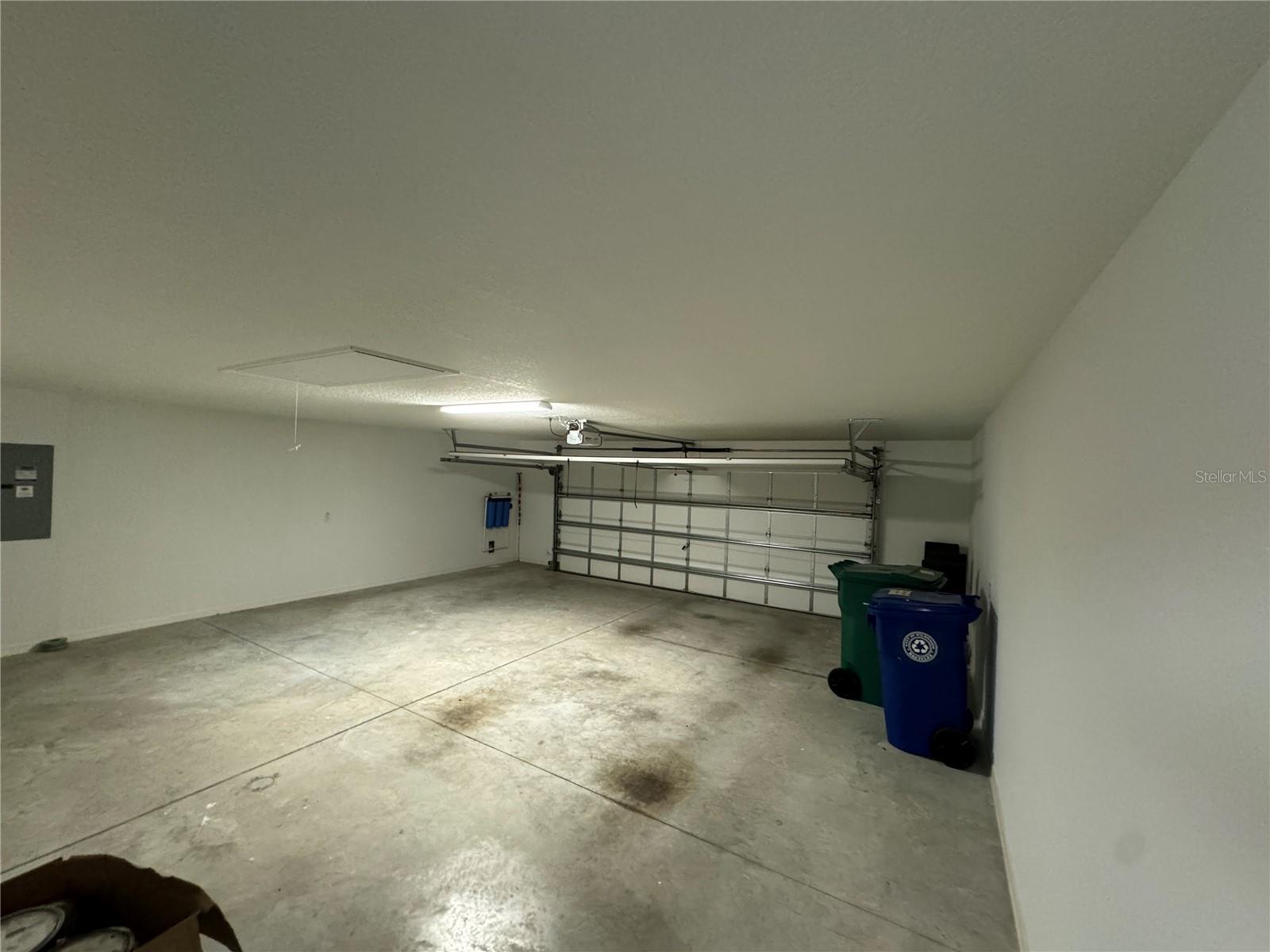 11221 Hess Way Property Photo 22
