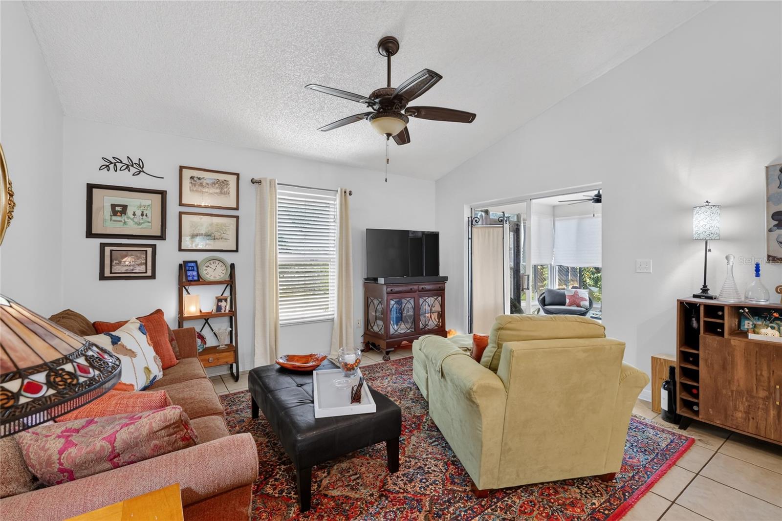 2670 Winchester Cir Property Photo 8