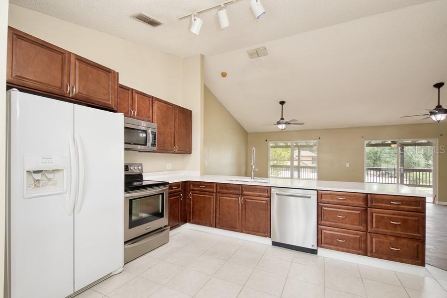11855 Clair Pl Property Photo 6
